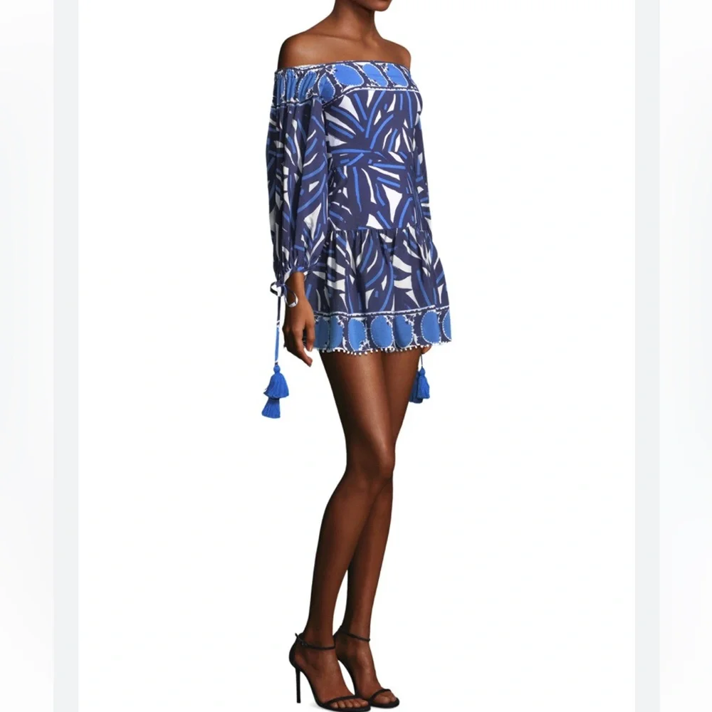 🤍💙Alexis Laila Off-the Shoulders Printed Short  Blue Dress 🤍💙